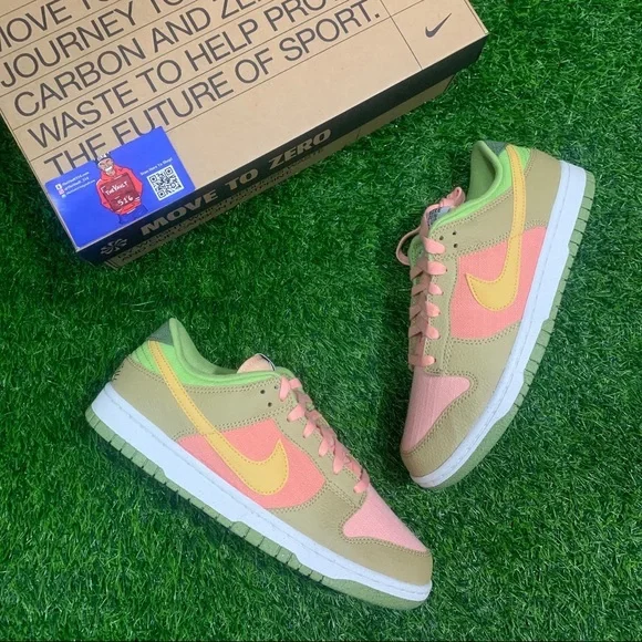 2022 Nike Dunk Low SE “Sun Club” - Picture 14 of 17